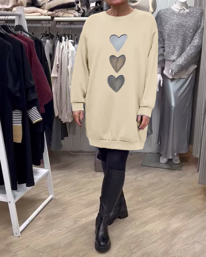 Laura™ | Casual shift dress with heart pattern