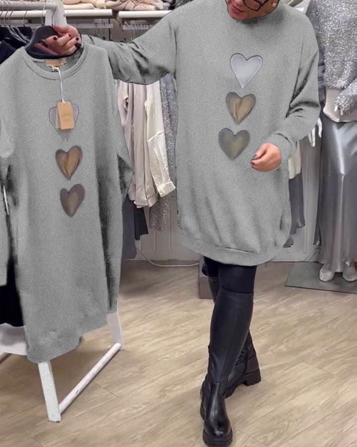 Laura™ | Casual shift dress with heart pattern