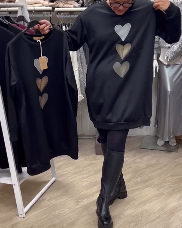 Laura™ | Casual shift dress with heart pattern