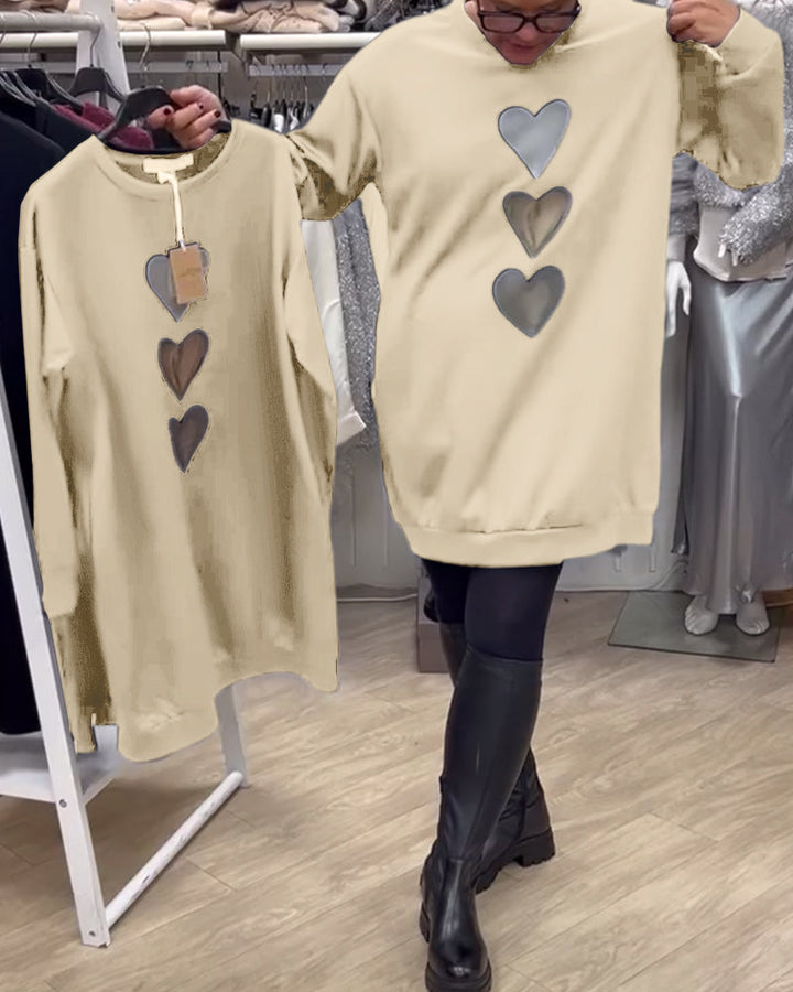 Laura™ | Casual shift dress with heart pattern