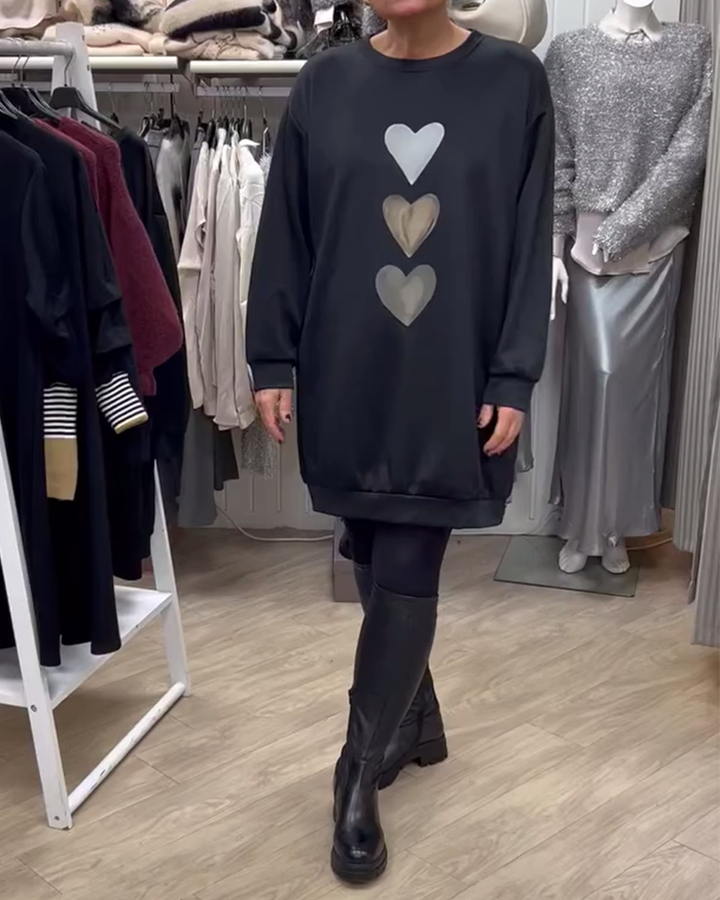 Laura™ | Casual shift dress with heart pattern