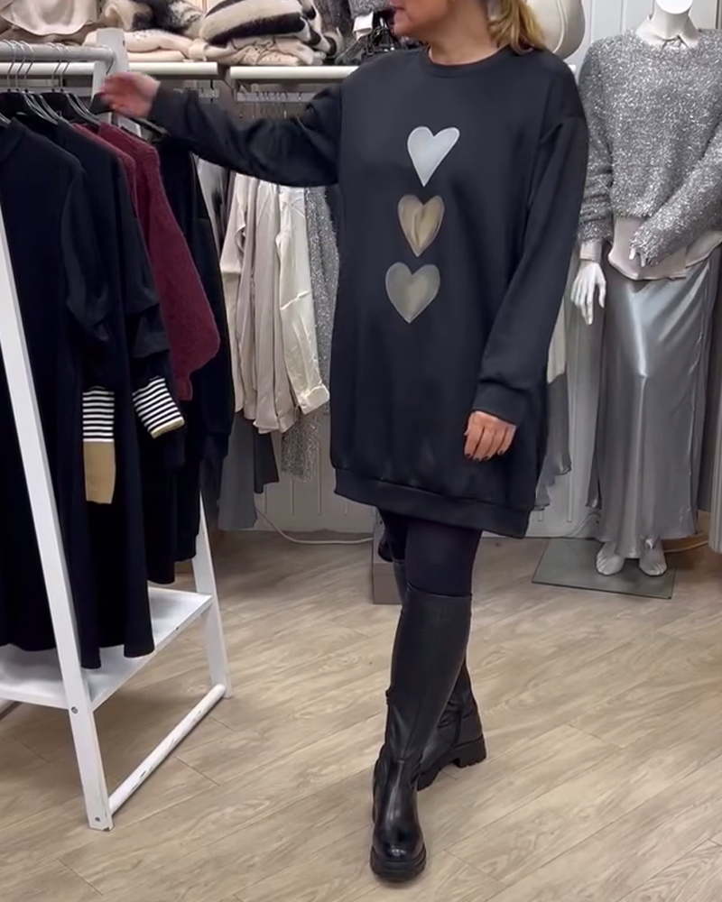 Laura™ | Casual shift dress with heart pattern
